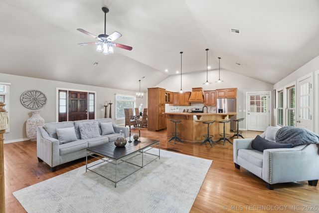 11005 E 156th Street North, Collinsville, OK 74021