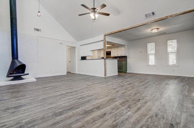 1807 Briar Hill DR B, Austin, TX 78741