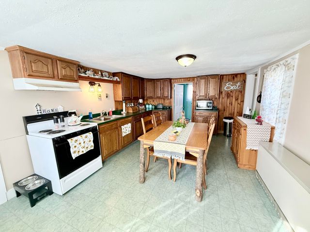 104 Wallace Hill Road, Plattsburgh, NY 12901