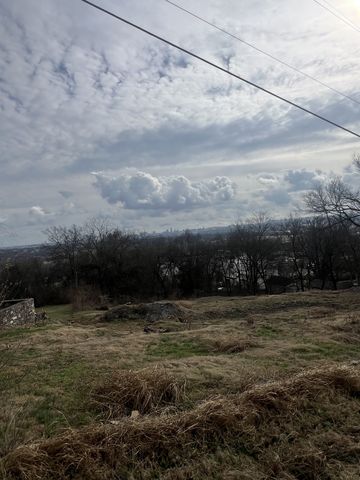 2108 Summitt Ave, Nashville, TN 37218