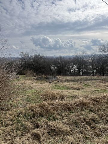 2108 Summitt Ave, Nashville, TN 37218