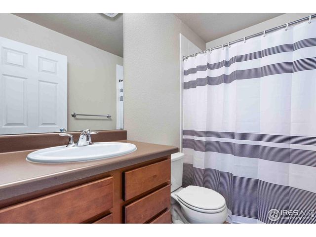 2566 Trio Falls Dr, Loveland, CO 80538