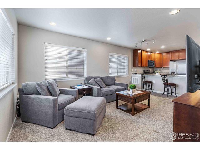 2566 Trio Falls Dr, Loveland, CO 80538