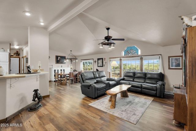 1218 E SENTINEL ROCK Road, Phoenix, AZ 85086