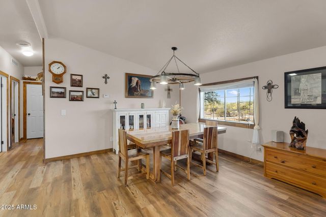 1218 E SENTINEL ROCK Road, Phoenix, AZ 85086