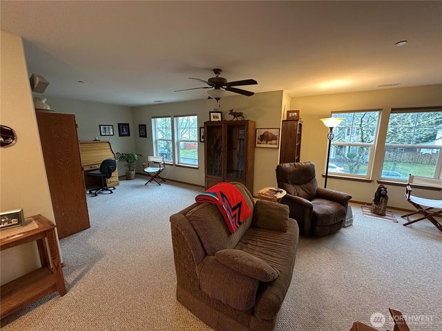 2766 McNeil Street, Dupont, WA 98327