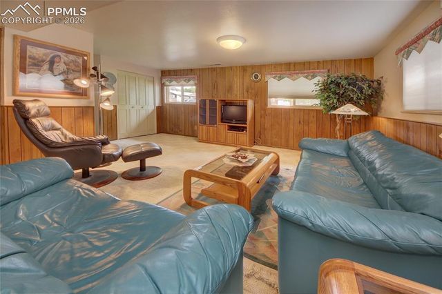 1126 Moffat Circle, Colorado Springs, CO 80915
