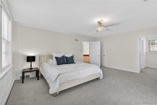 98 Lake Forest Drive, Richmond Heights, MO 63117