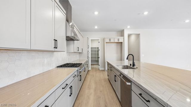 214 Paraggi Bay Drive, Henderson, NV 89011