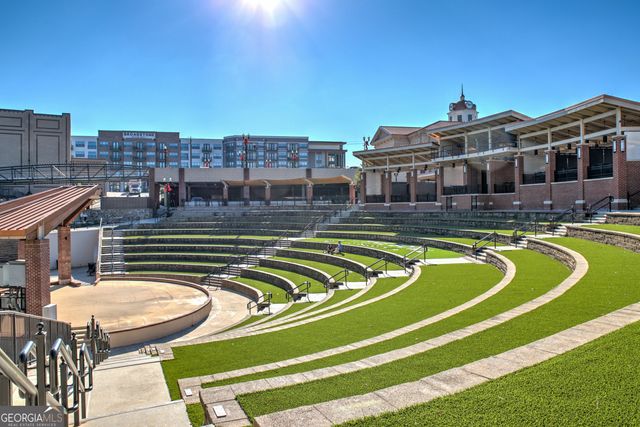 337 Sugarview Road, Sugar Hill, GA 30518