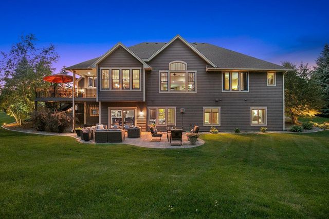 7855 Painted Sky Court, Prior Lake, MN 55372