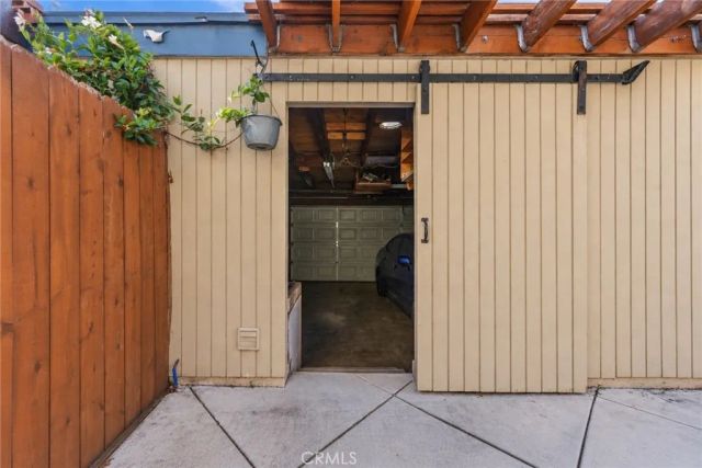 4435 Larwin, Cypress, CA 90630