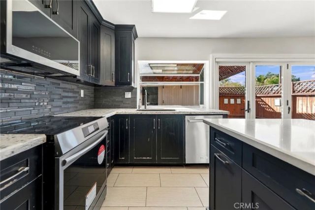 4435 Larwin, Cypress, CA 90630