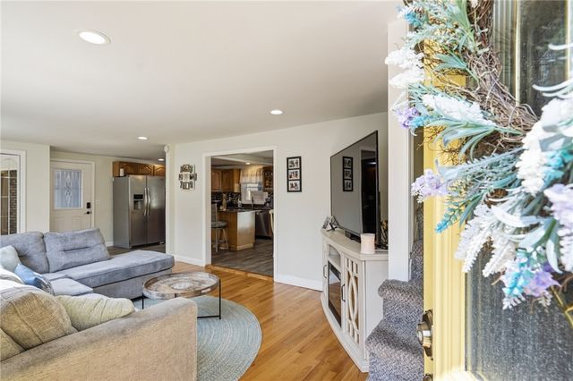 119 Frederick Street, East Providence, RI 02916