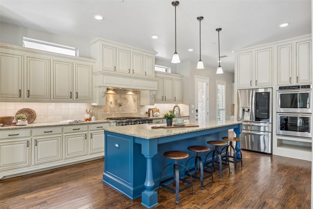 11194 Parliament Lane, Frisco, TX 75035