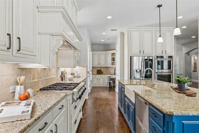 11194 Parliament Lane, Frisco, TX 75035