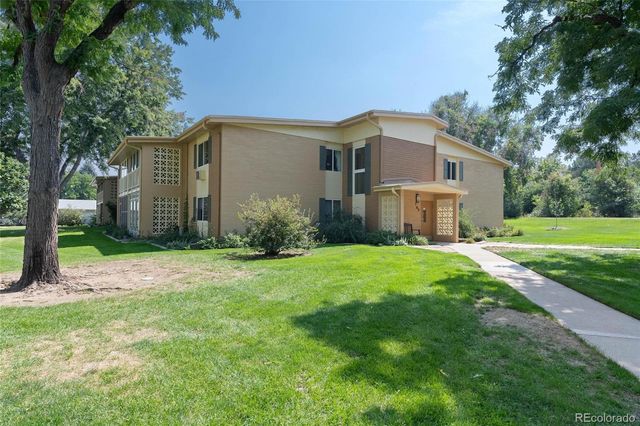 765 S Alton Way 6B, Denver, CO 80247