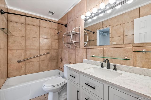 765 S Alton Way 6B, Denver, CO 80247