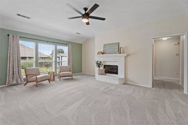 15209 E 90th Place North, Owasso, OK 74055