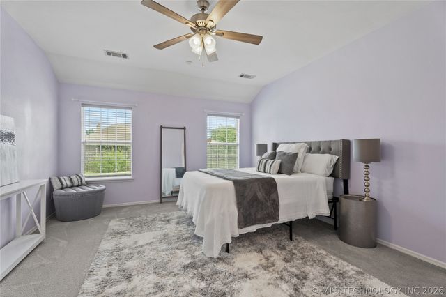 15209 E 90th Place North, Owasso, OK 74055