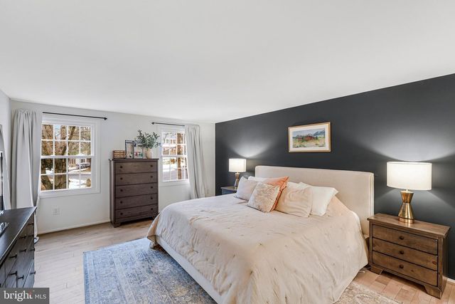 10720 BURR OAK WAY, Burke, VA 22015