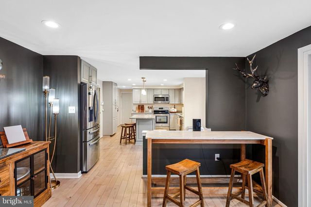 10720 BURR OAK WAY, Burke, VA 22015