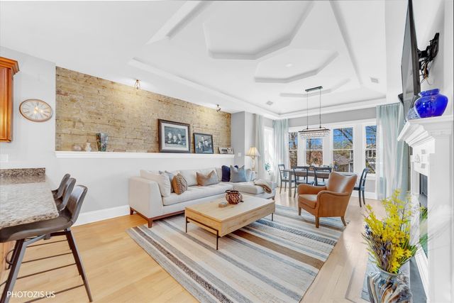 3933 N Marshfield Avenue 3S, Chicago, IL 60613