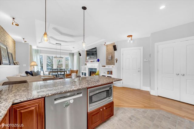 3933 N Marshfield Avenue 3S, Chicago, IL 60613