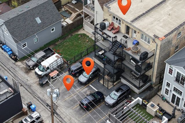 3933 N Marshfield Avenue 3S, Chicago, IL 60613