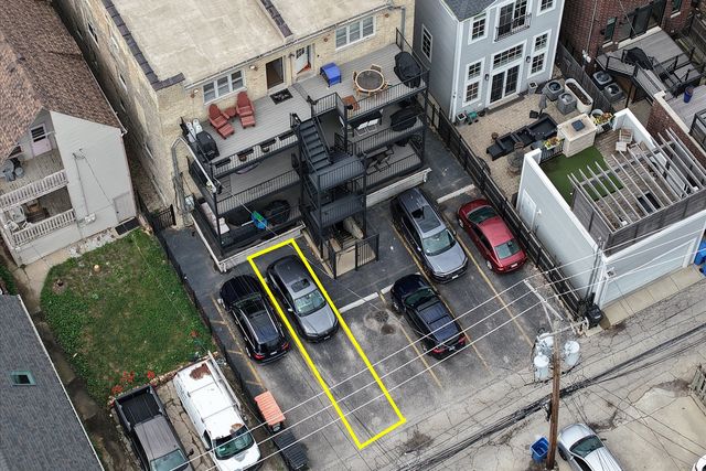 3933 N Marshfield Avenue 3S, Chicago, IL 60613