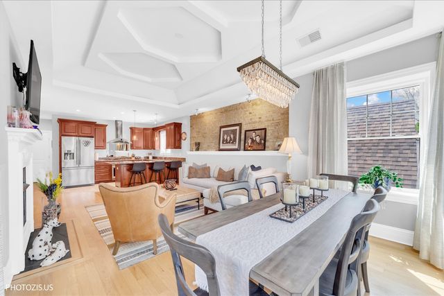 3933 N Marshfield Avenue 3S, Chicago, IL 60613