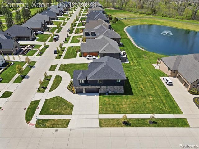 11963 Forest Brook Drive, Washington, MI 48094