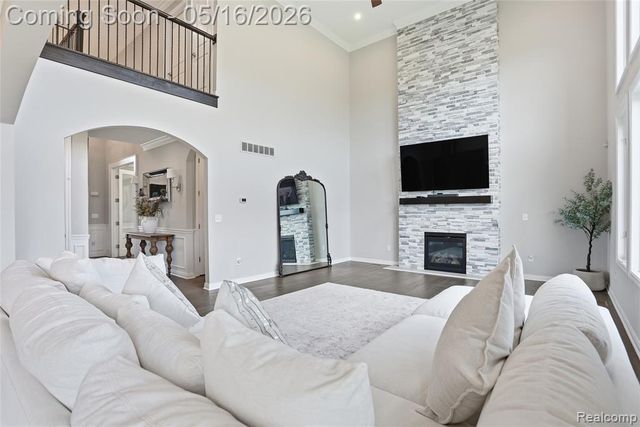 11963 Forest Brook Drive, Washington, MI 48094
