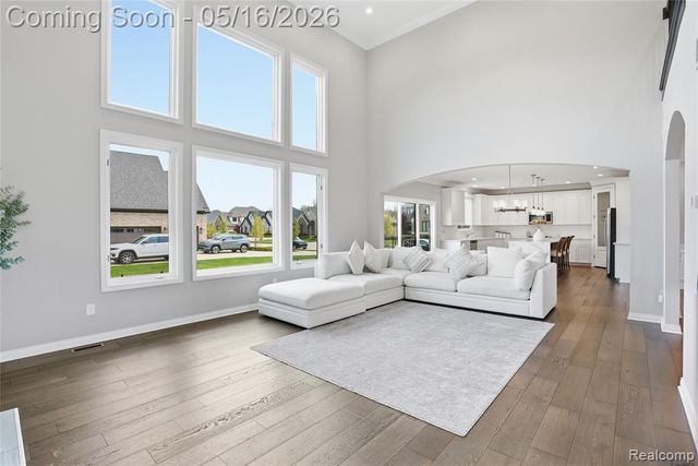 11963 Forest Brook Drive, Washington, MI 48094