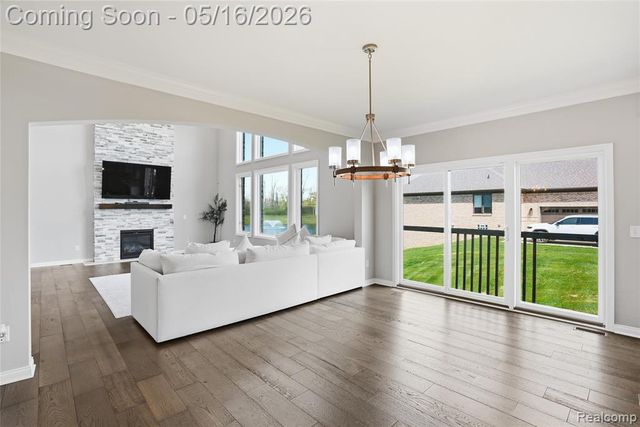 11963 Forest Brook Drive, Washington, MI 48094