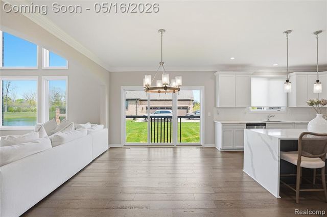 11963 Forest Brook Drive, Washington, MI 48094