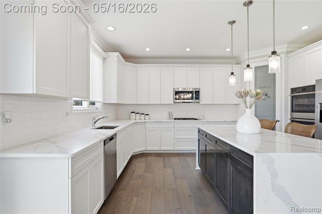 11963 Forest Brook Drive, Washington, MI 48094