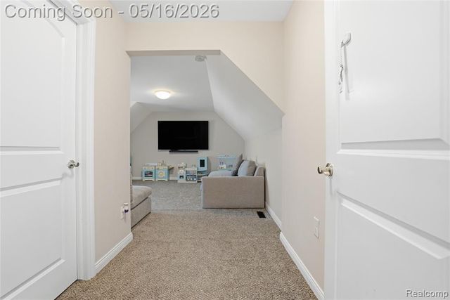 11963 Forest Brook Drive, Washington, MI 48094