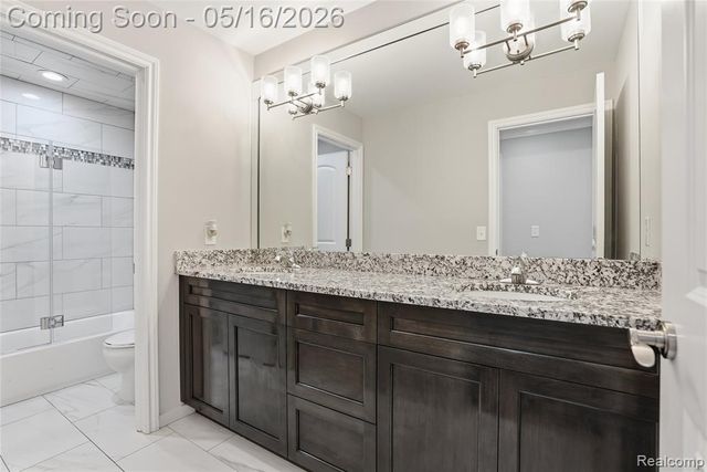 11963 Forest Brook Drive, Washington, MI 48094