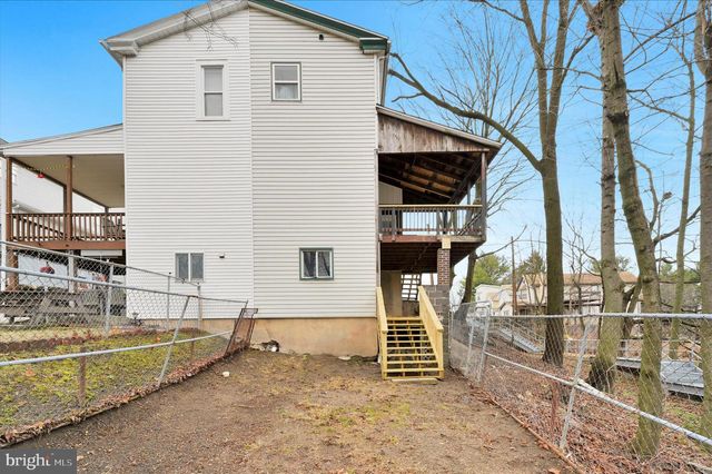 242 VAN GELDER ST, Tamaqua, PA 18252