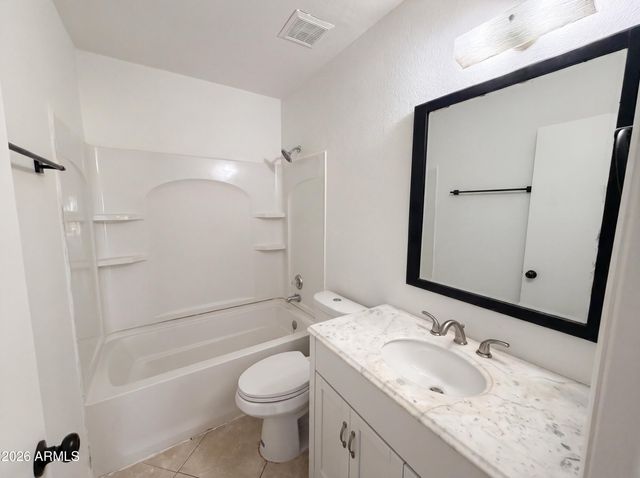 2611 W ELLIS Drive, Tempe, AZ 85282