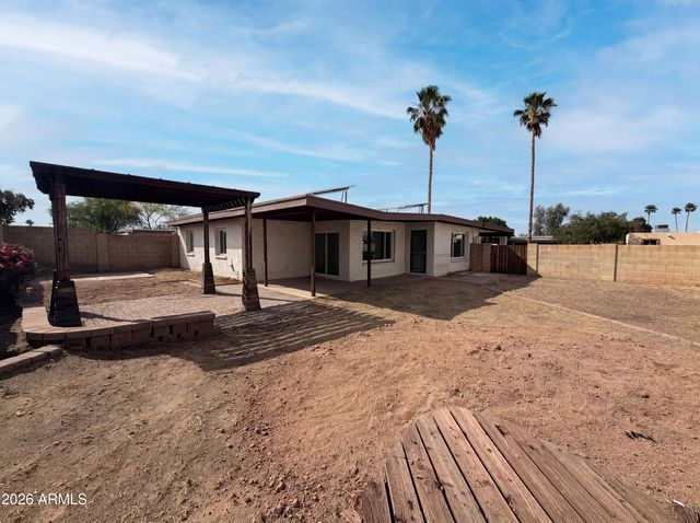 2611 W ELLIS Drive, Tempe, AZ 85282