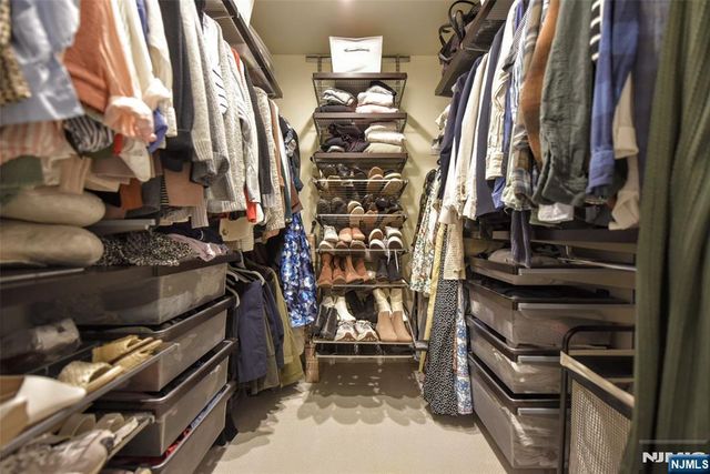 64 Peach Hill Court, Ramsey, NJ 07446