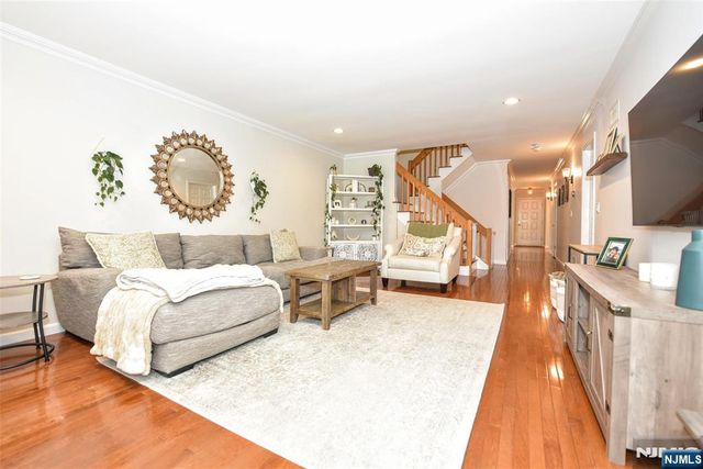 64 Peach Hill Court, Ramsey, NJ 07446