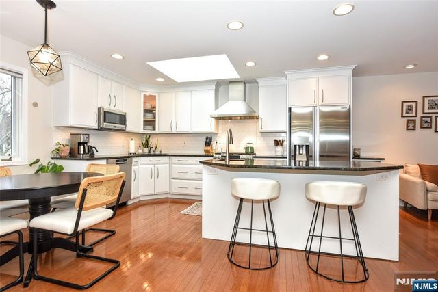 64 Peach Hill Court, Ramsey, NJ 07446