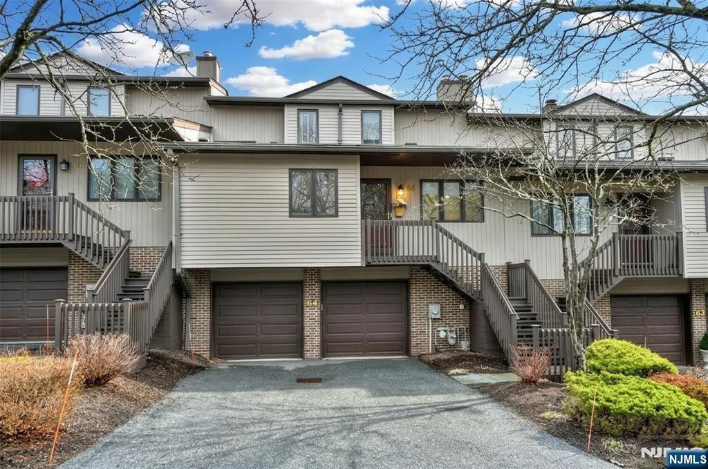 64 Peach Hill Court, Ramsey, NJ 07446