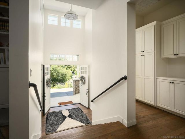 9777 Grosalia Avenue, La Mesa, CA 91941