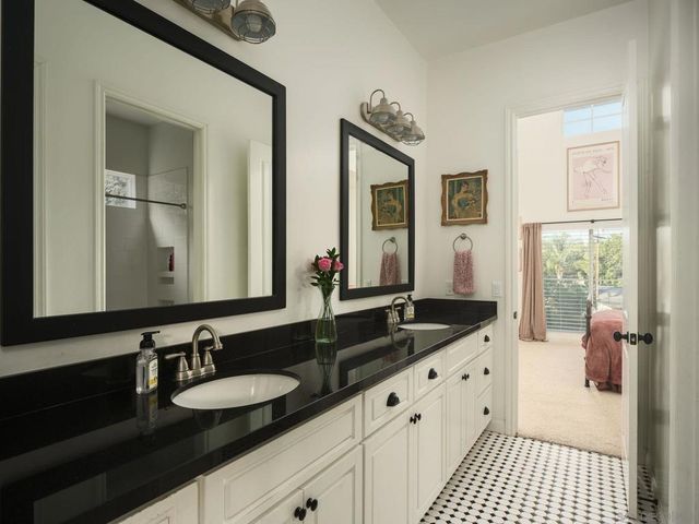 9777 Grosalia Avenue, La Mesa, CA 91941