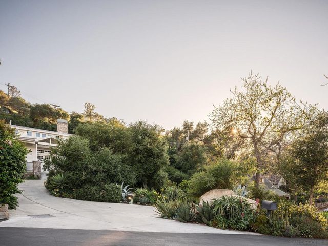 9777 Grosalia Avenue, La Mesa, CA 91941