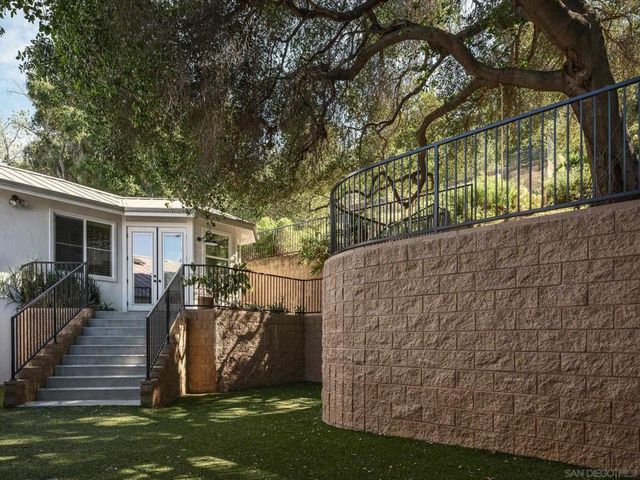 9777 Grosalia Avenue, La Mesa, CA 91941